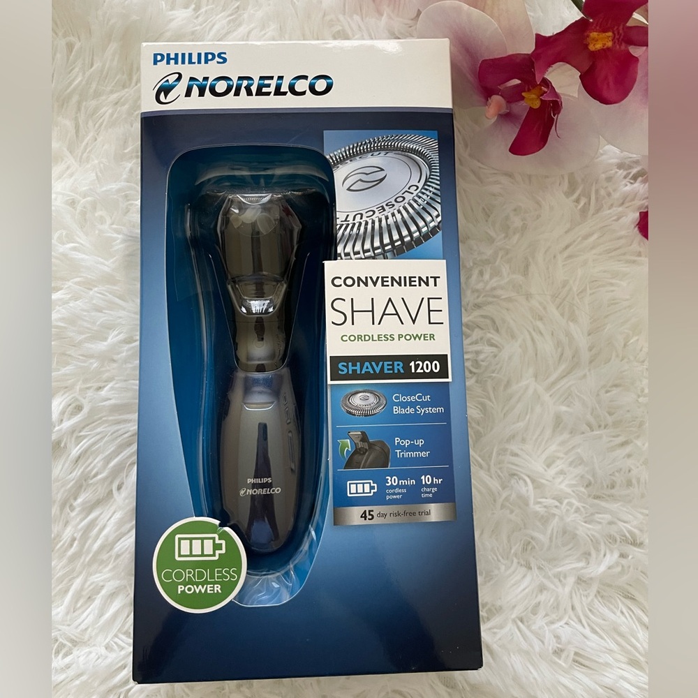 Philips Norelco cordless power shaver 1200 closecut blade system &pop-up trimmer